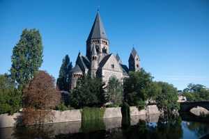 Courtier Metz